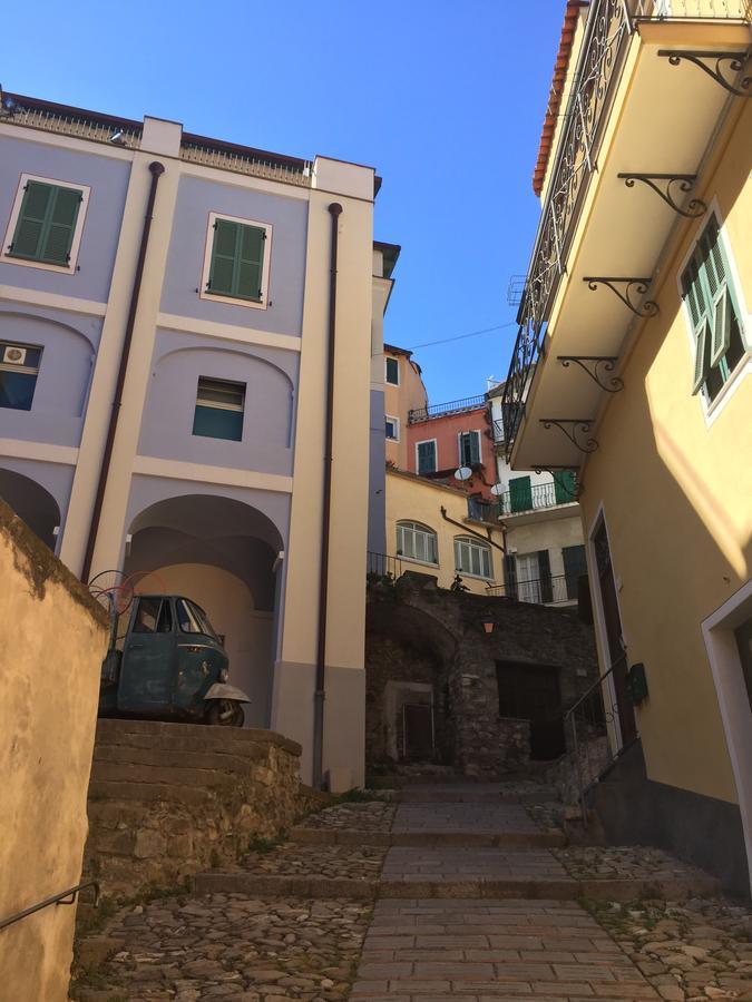 Bed and Breakfast A Ca Du Barba Ge Vallebona Esterno foto